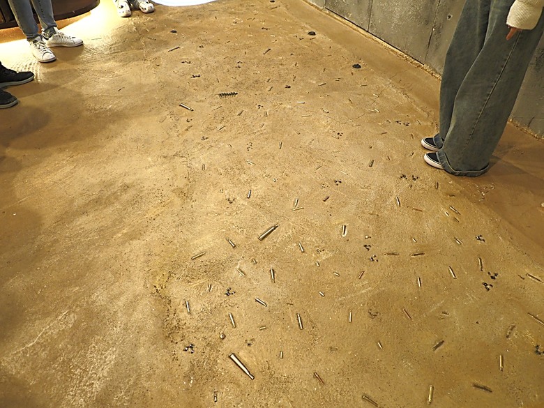 忠貞新村文化園區、異域故事館、太武新村眷村文化園區、中原文創園區、中庄吊橋與大漢溪山豬湖生態親水園區,吃吃喝喝之阿嬌米干與久留米日式咖哩 — 寒流來襲之中壢大溪一日遊