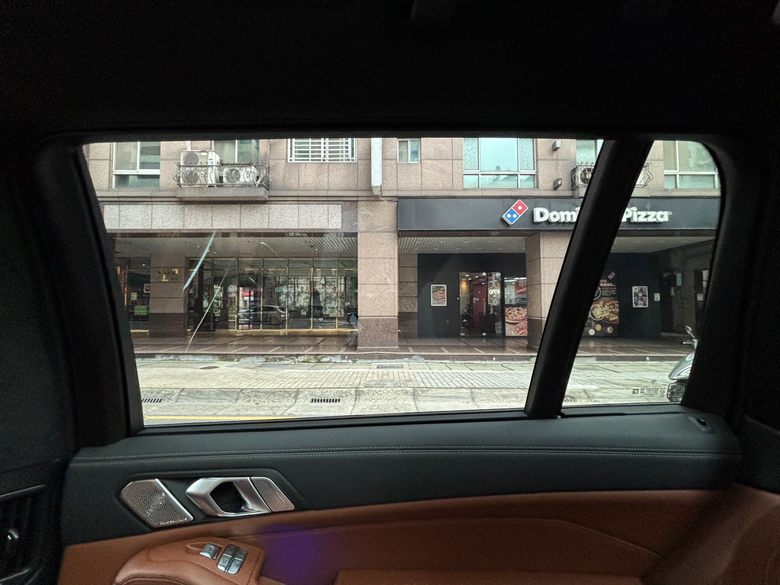 小曬一下...X7到手+AIM汽車隔熱紙主觀小小心得評價