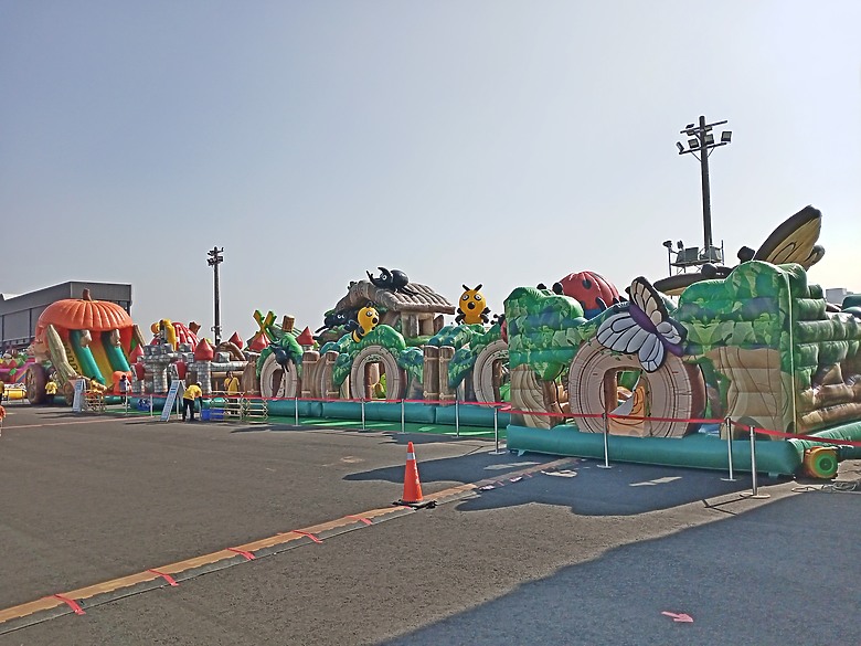 【小惡魔畫蛇添福】高雄冬日遊樂園 吉伊卡哇來囉