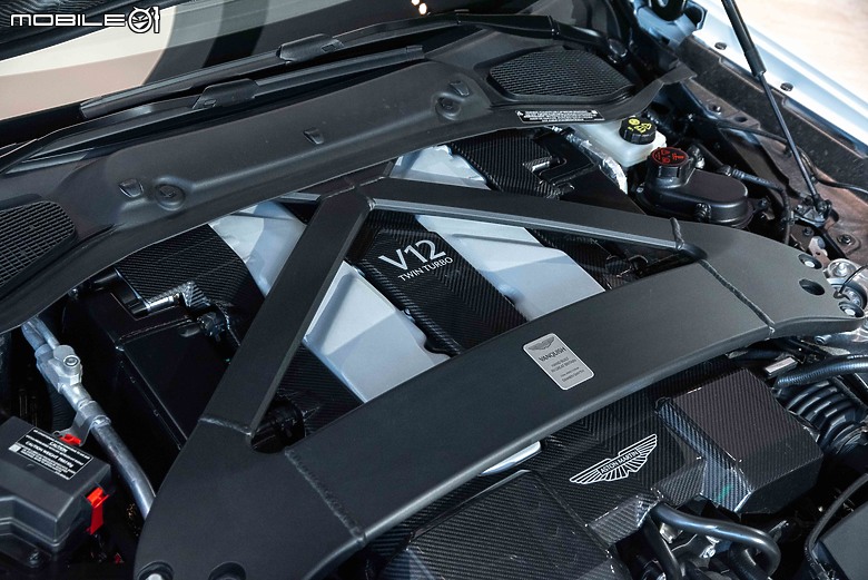 【國內新訊】Aston Martin全新Vanquish抵台亮相,12缸旗艦風範自2280萬元起!