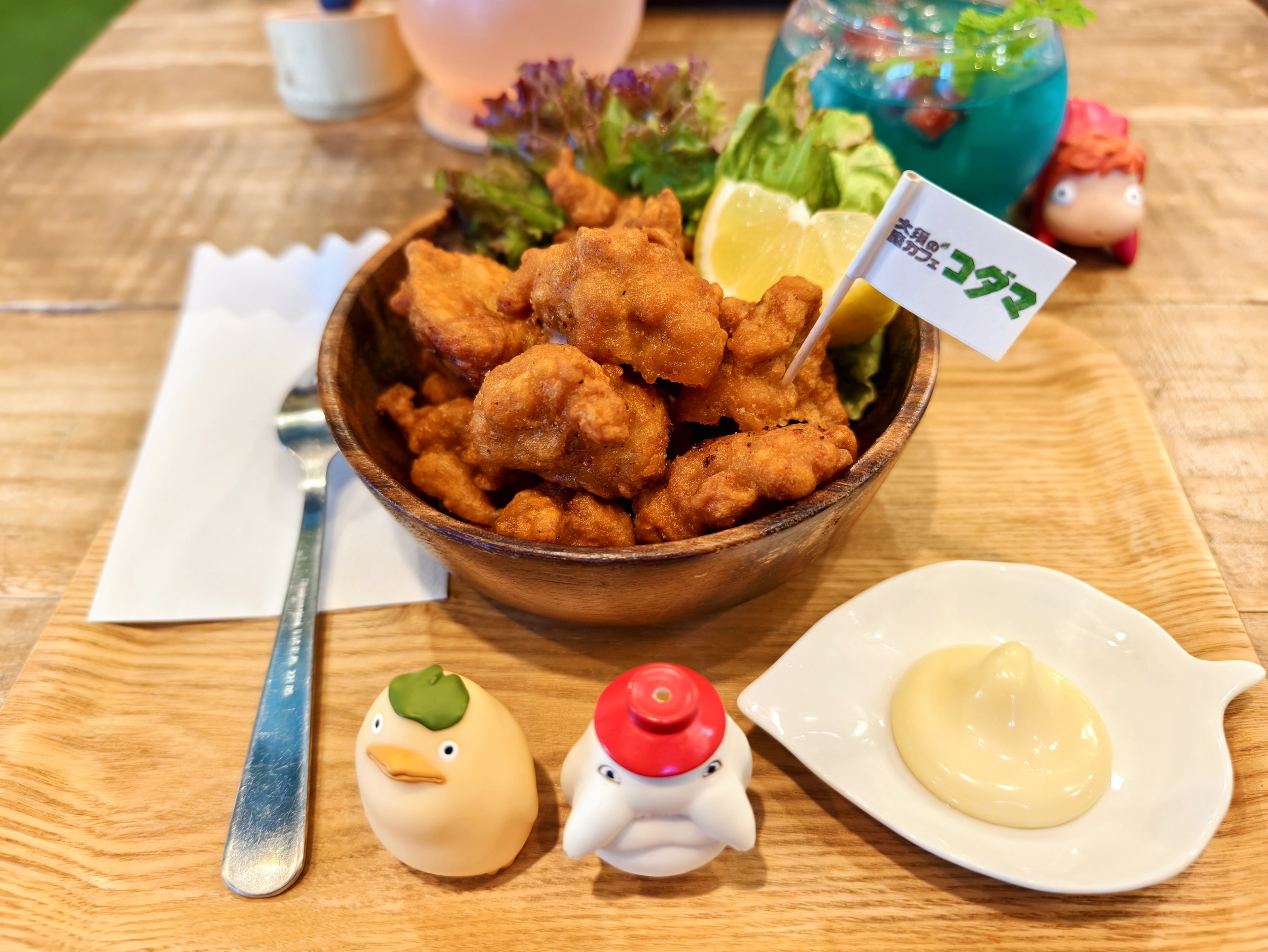 【小惡魔畫蛇添福】名古屋好可愛的宮崎駿餐廳 - 大須の森カフェコダマ