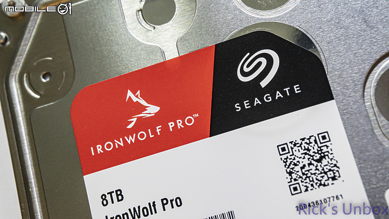【開箱】那嘶狼更新小升級 | SEAGATE IronWolf PRO 8TB（ST8000NT001）