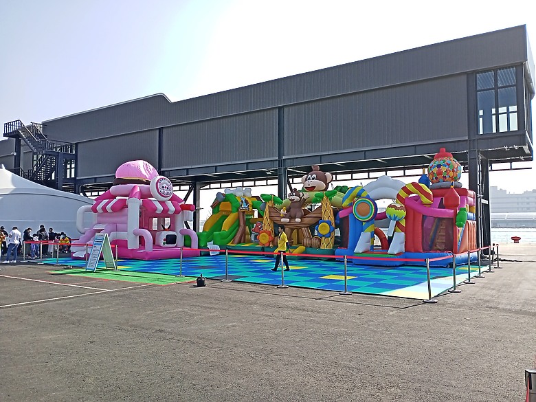 【小惡魔畫蛇添福】高雄冬日遊樂園 吉伊卡哇來囉