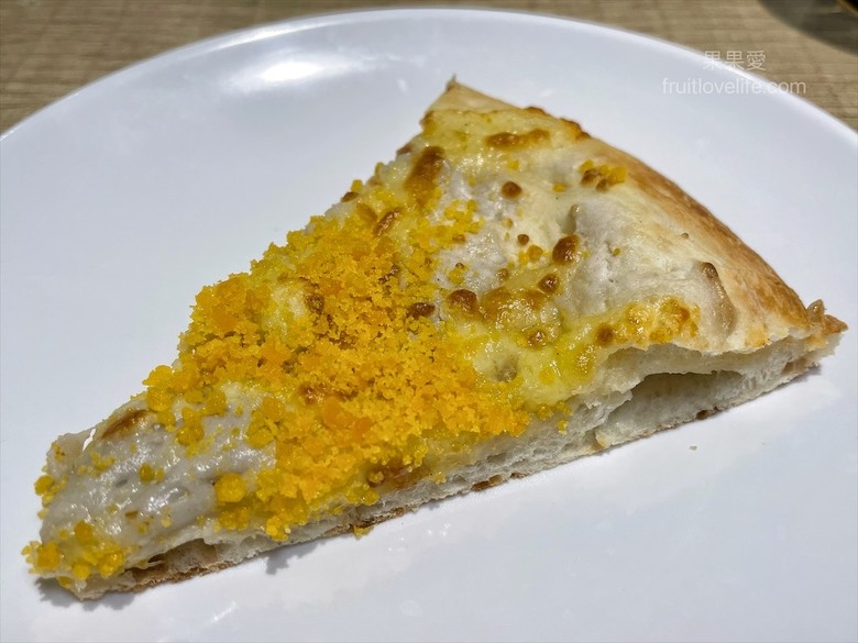 點我看大圖 超狂的牛排店,有超豐富的吃到飽自助吧,連義式手工披薩、越式牛肉河粉都是吃到飽
