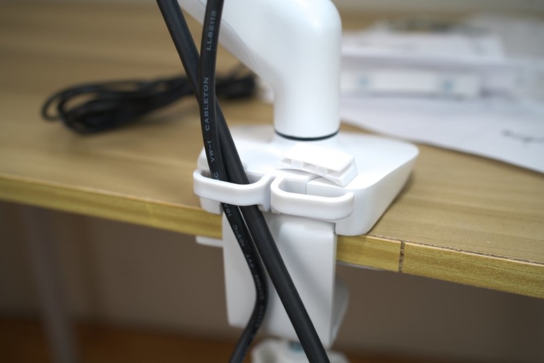 【開箱】兼具亮眼造型與絕佳功能性—WaveSplitter威世波 WAVEST鋁合金電競氣壓螢幕支架
