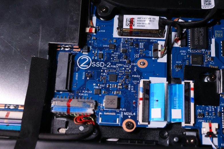 開啟宏碁信仰大門 16吋電競i9 180Hz筆電 Acer Predator Helios Neo 16 (PHN16-72-93J4) 開箱拆機