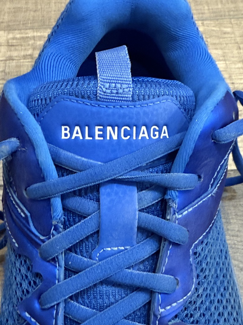 「開箱」Balenciaga track 3 藍色休閒鞋
