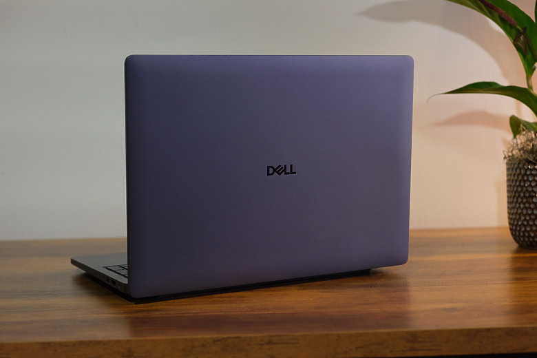 【CES2025】XPS 掰了!Dell 為旗下筆電系列簡化命名,首以 Pro、Pro Max 劃分