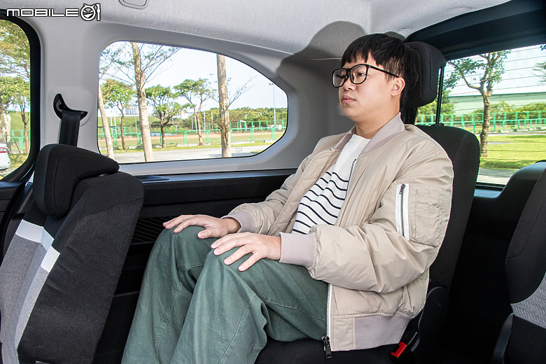 百萬級商旅明日之星的競爭！Citroen Berlingo XL vs. Ford Tourneo Connect