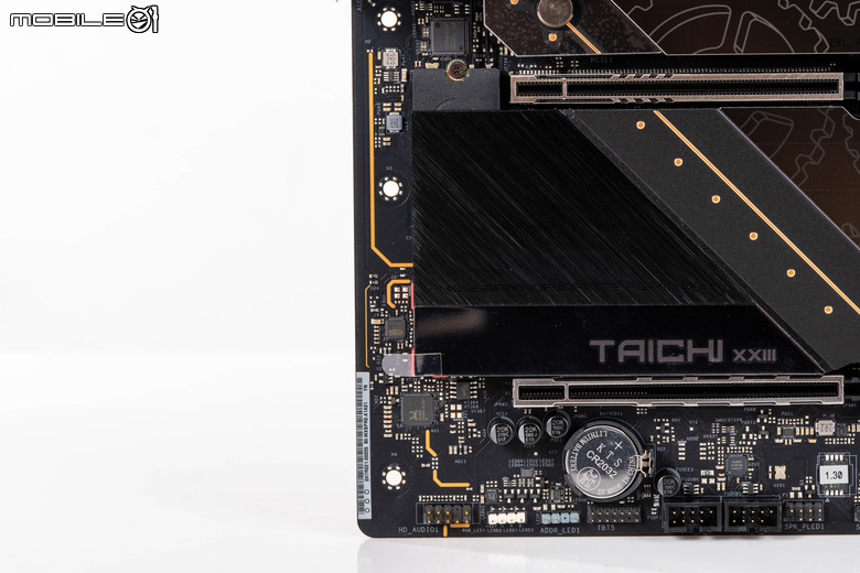 ASRock Z890 Taichi 主機板開箱實測 提供 9 組 M.2 SSD 海量插槽旗艦主板 feat. Intel 新微碼 BIOS 效能實測