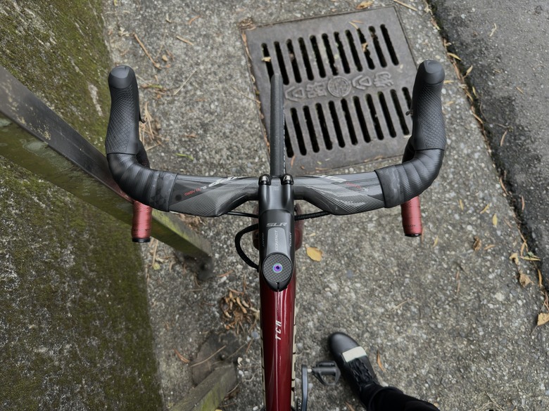 點我看大圖 組一台小時候的夢想ISP車架—GIANT TCR ADVANCED SL 星夜紅(九代TCR)