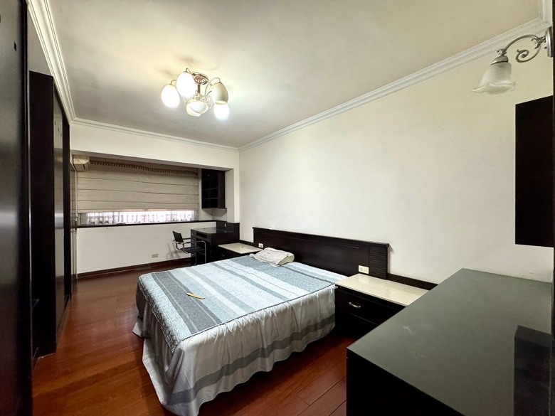 八德路一層一戶3房超稀有華廈