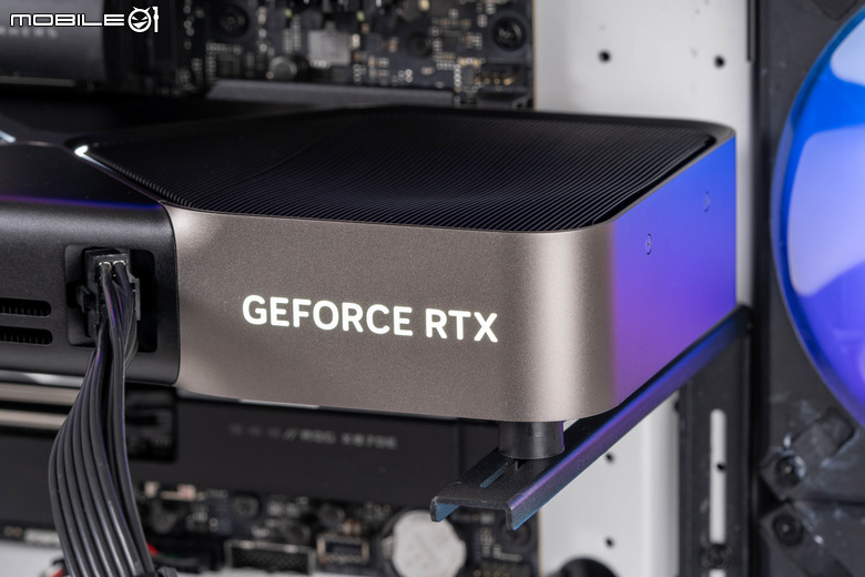 NVIDIA GeForce RTX 5080 創始版顯示卡開箱實測 老黃刀法再度精湛切割 4K 解析度遊戲新顯卡的必選之作?