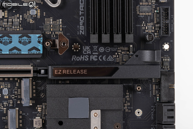 ASRock Z890 Taichi 主機板開箱實測 提供 9 組 M.2 SSD 海量插槽旗艦主板 feat. Intel 新微碼 BIOS 效能實測