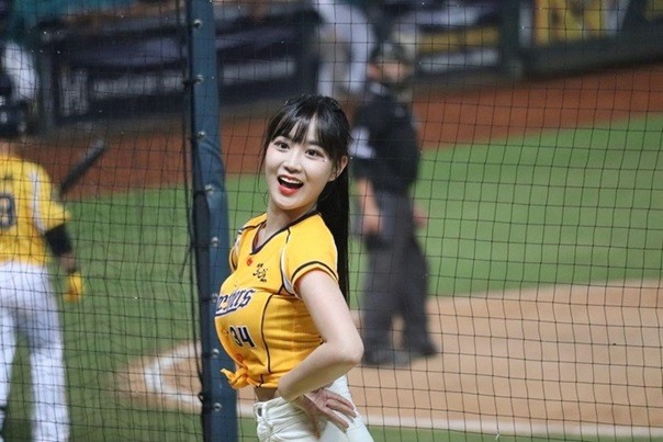 啦啦隊女孩是大家的精神糧食吧?
