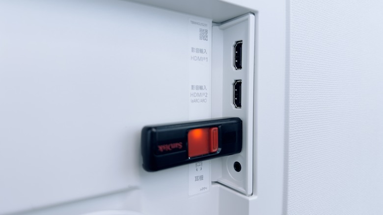 【試用心得】可移動小影院|影音娛樂好方便|Panasonic 43吋 可移動電視