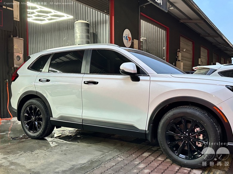 我們的 CRV 6 代黑化之路