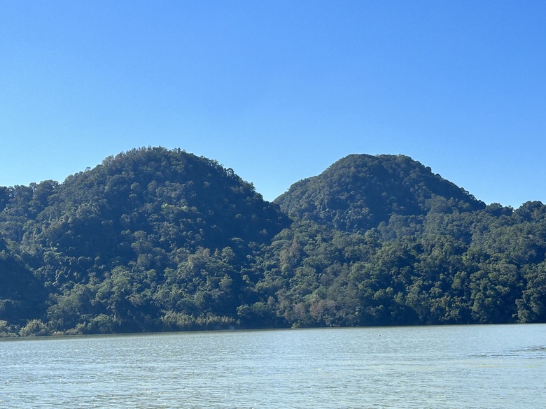 騎 遊 石 門 水 庫 ( 薑 母 島 之 旅 )