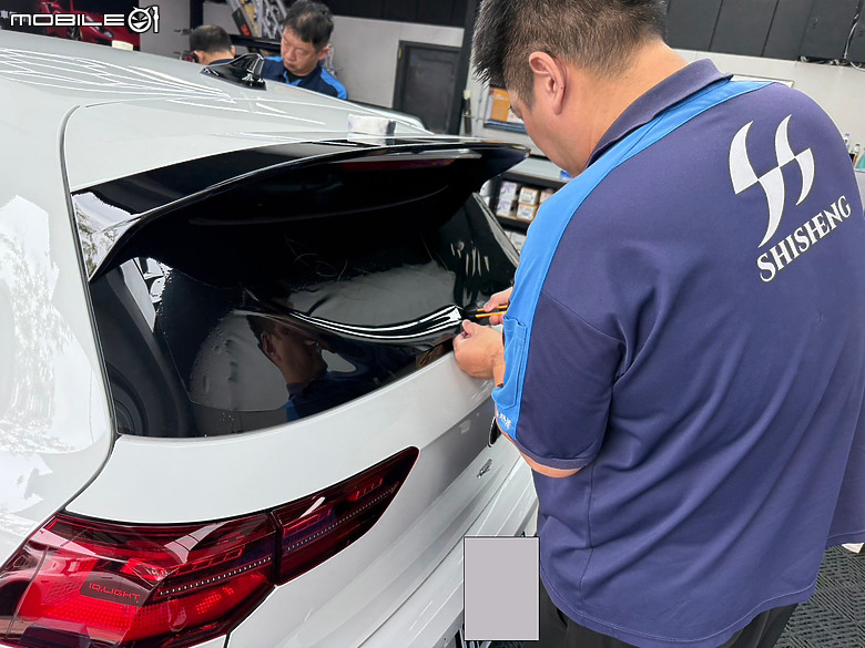 點我看大圖 都市野獸 Golf R 、低調奢華 3M極透+極黑