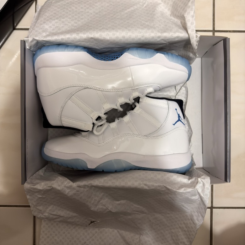 【小惡魔畫蛇添福】蛇年繼續穿新鞋! Air Jordan 11 傳奇藍 "LEGEND BLUE"
