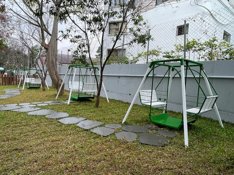 點我看大圖 許多可愛的超萌小動物,有超人氣的水豚君、笑笑羊,可以零距離和牠們互動
