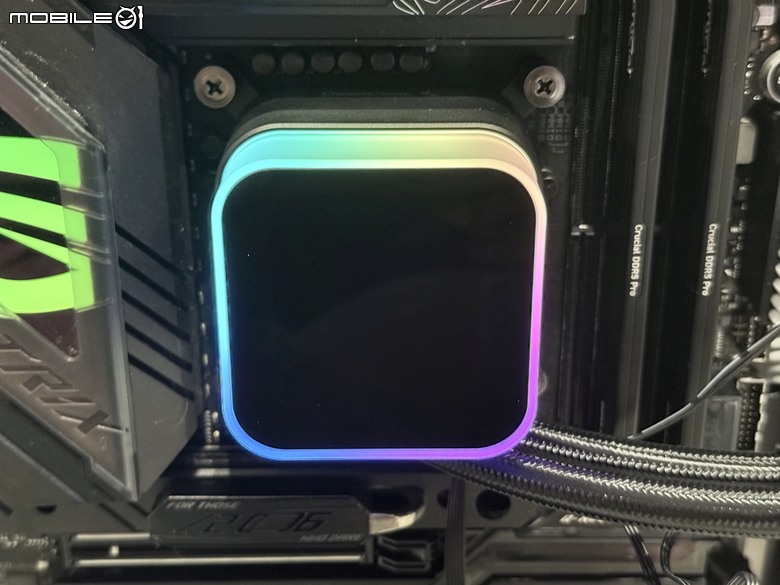時時監控!九州風神 LQ360 帶監控螢幕水冷