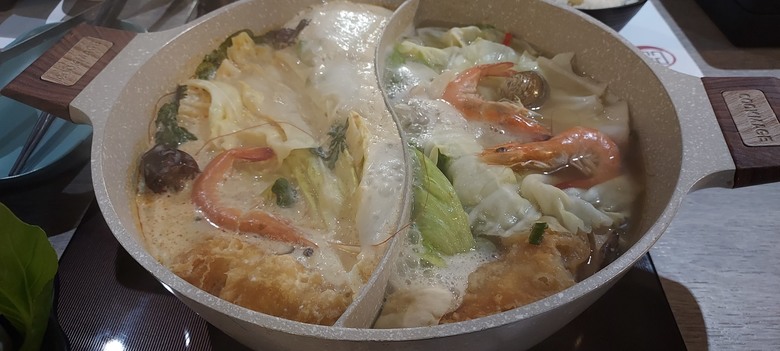 除夕夜之年夜飯【小惡魔畫蛇添福】