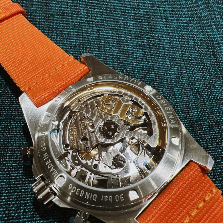這錶真香!我的德系潛水計時初體驗~格拉蘇蒂SeaQ Chronograph