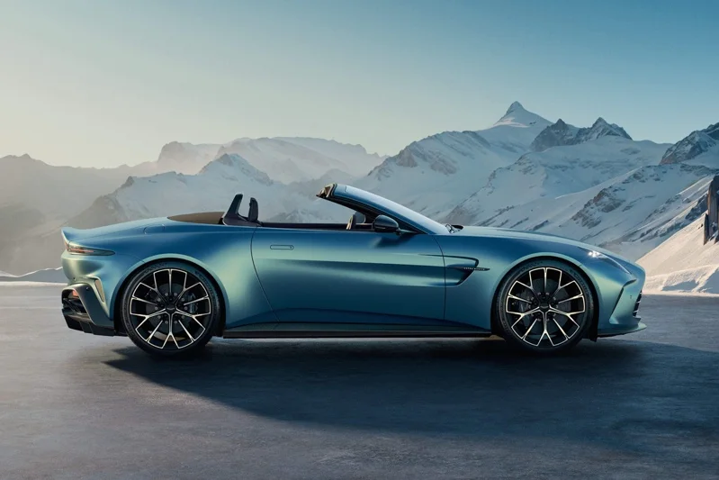 完全不意外的掀頂操作,Aston Martin Vantage發表敞篷車型!
