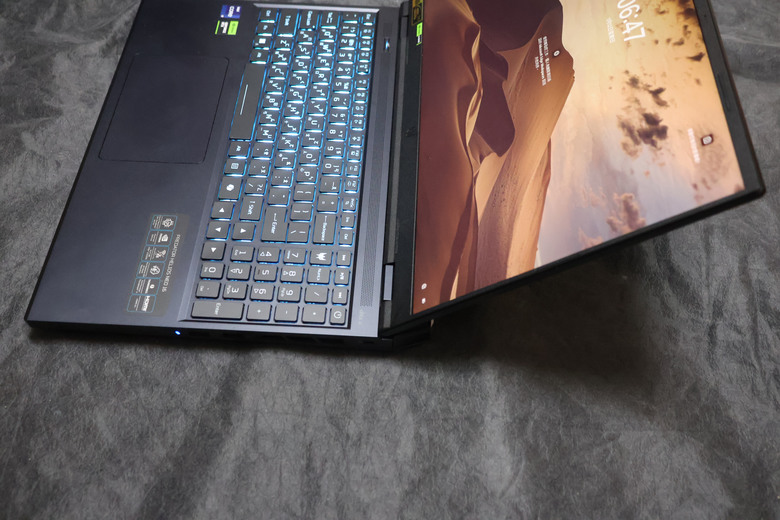 開啟宏碁信仰大門 16吋電競i9 180Hz筆電 Acer Predator Helios Neo 16 (PHN16-72-93J4) 開箱拆機
