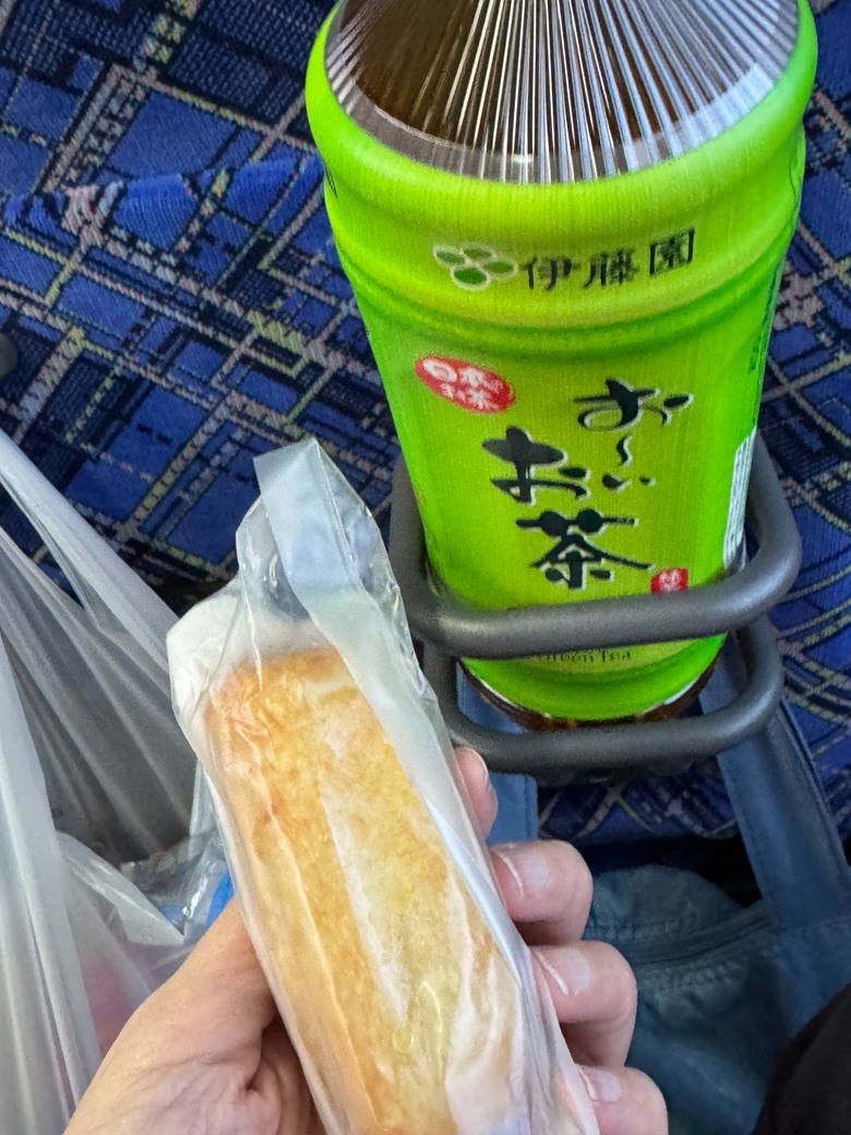 【小惡魔畫蛇添福】我們家的5天4夜日本行 - Day1~Day2 北海道千歲空港 / 星野TOMAMU渡假村 (含早晚餐介紹) / 霧冰平台(纜車)