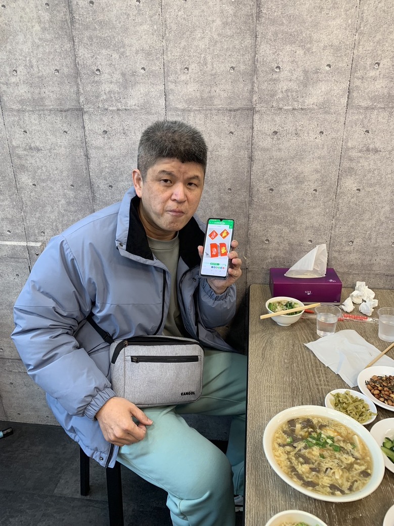 過年自由市場採買之旅【小惡魔畫蛇添福】