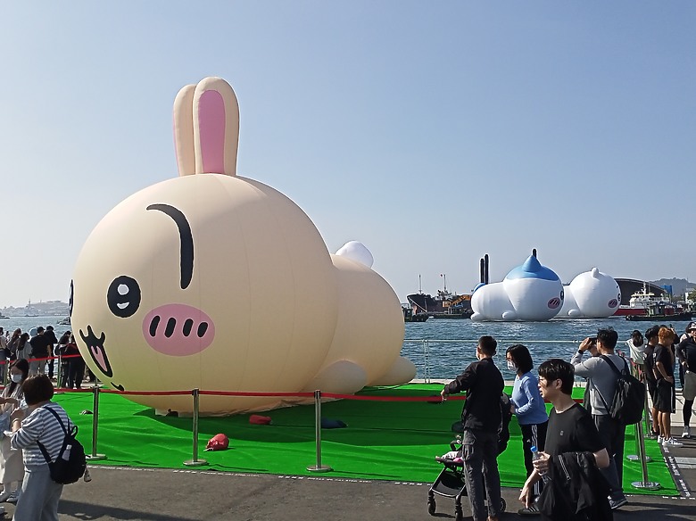 【小惡魔畫蛇添福】高雄冬日遊樂園 吉伊卡哇來囉