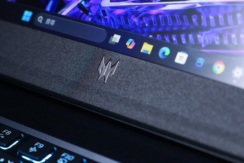 開啟宏碁信仰大門 16吋電競i9 180Hz筆電 Acer Predator Helios Neo 16 (PHN16-72-93J4) 開箱拆機