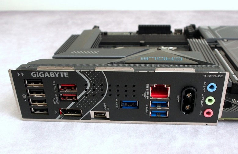升級再出發 Gigabyte Z890 Eagle Wifi7 簡單開箱