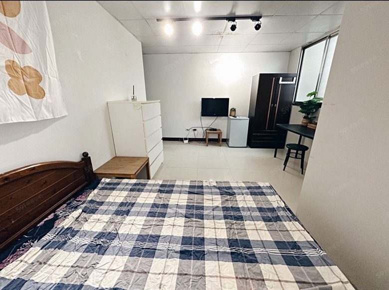 租屋套房這種天花板的隔音