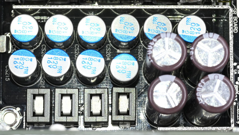 FSP HYDRO PTM PRO 1650W白金全模組化電源開箱