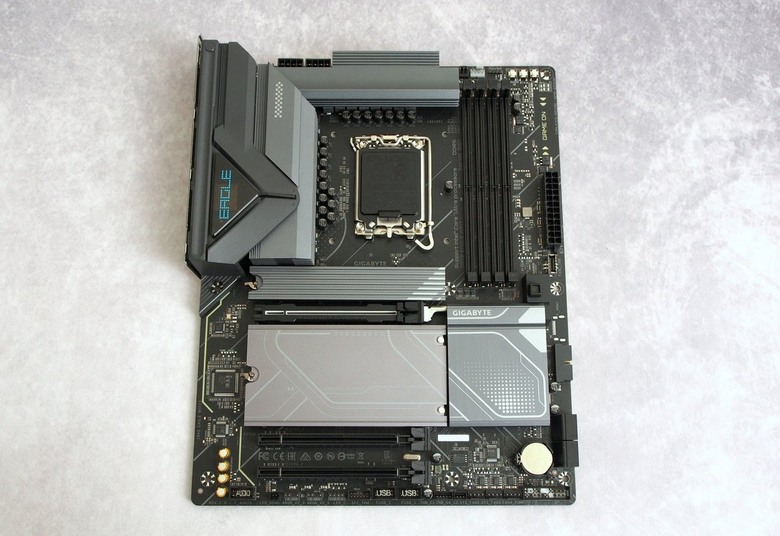 升級再出發 Gigabyte Z890 Eagle Wifi7 簡單開箱