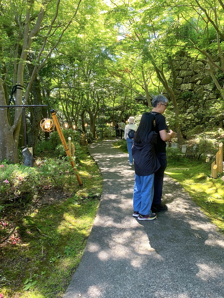 ＜日本＞2023關西~初雪食堂、八幡宮展望台、日弁禮八幡宮、琵琶湖