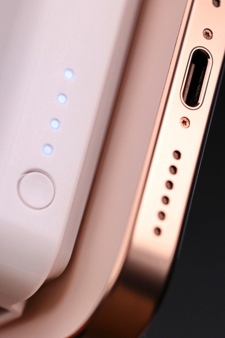 【開箱】Innergie Qi2 10200mAh行動電源，用於支援iPhone 16 Pro Max