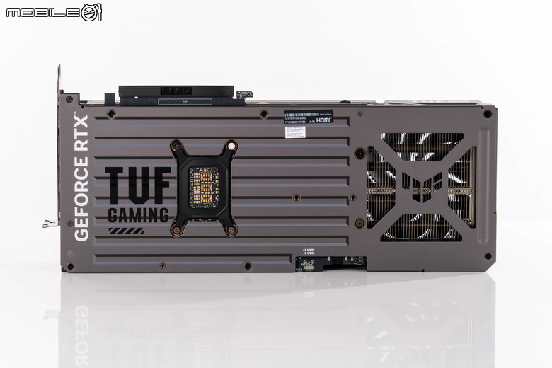ASUS TUF GeForce RTX 5070 Ti O16G GAMING 顯示卡開箱實測 以優異散熱性能帶來效能加值的超頻卡選擇