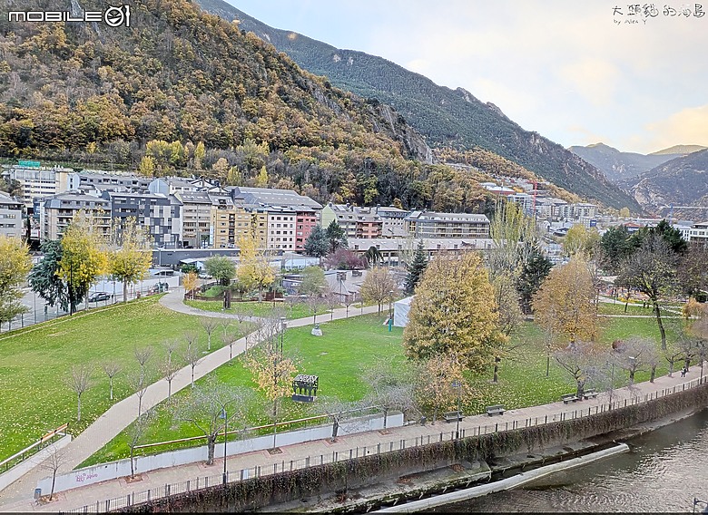 [大頭貓的海島] 藏在庇里牛斯山中的小國家 安道爾(Andorra)