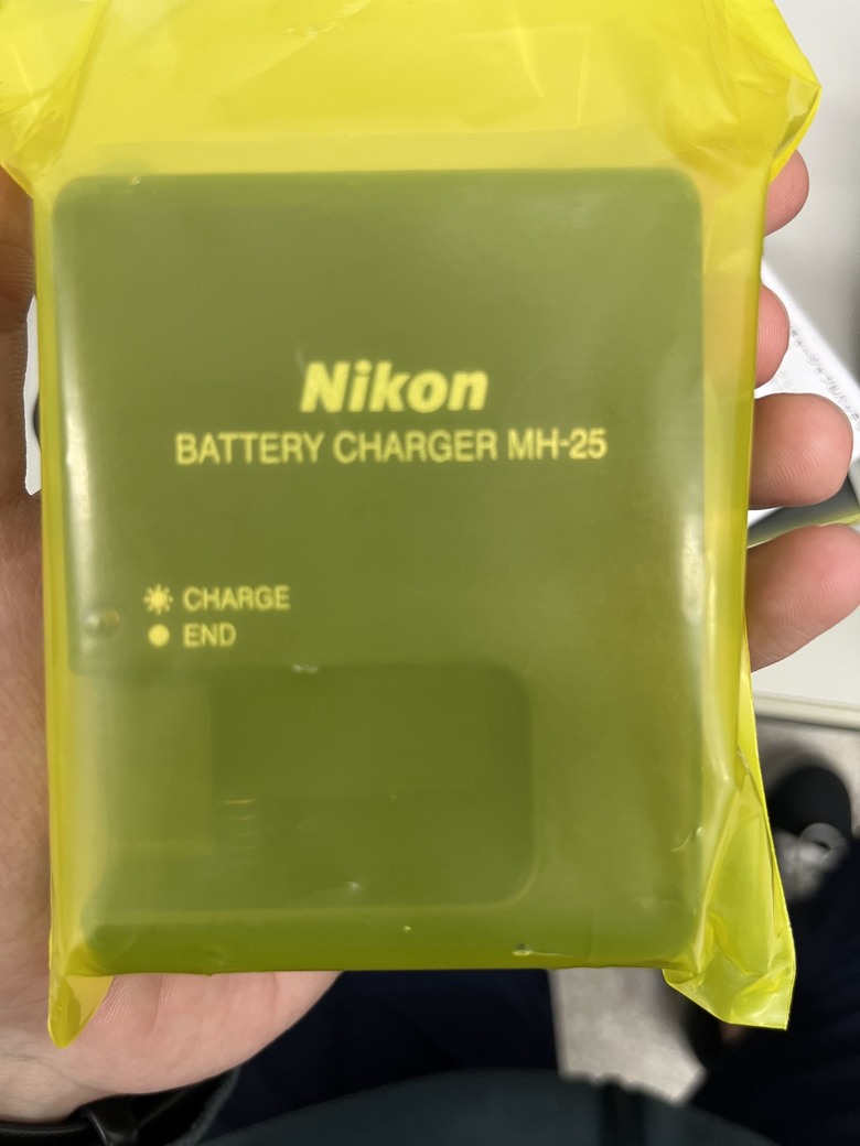 （z6iii電池）線上購買 Nikon EN-EL15c 電池和充電器，擔心買到假貨！求鑑定方法