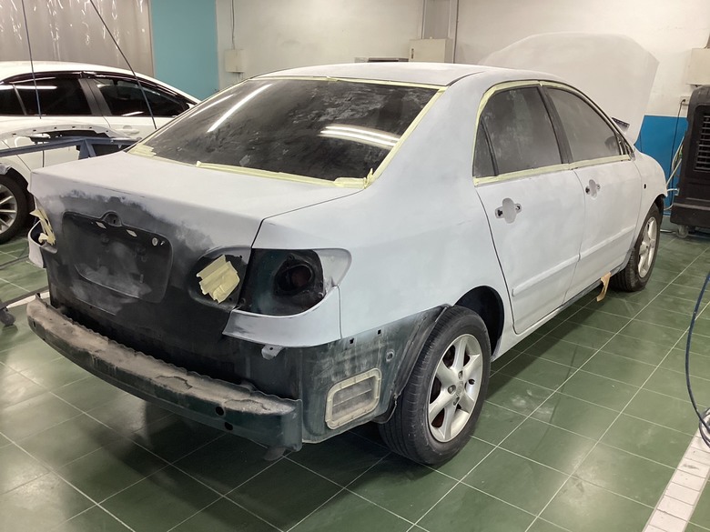 2003年altis1.8E穿新衣
