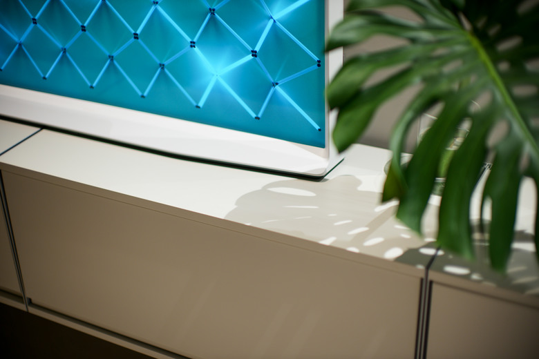 【非廣告】Samsung The Serif風格電視的使用範例