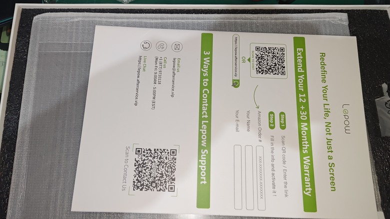 白牌攜帶式螢幕開箱簡易測試