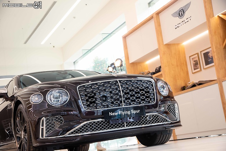 【採訪】雙車型自1780萬元起,挾帶最強動力之Bentley全新Flying Spur國內發表!