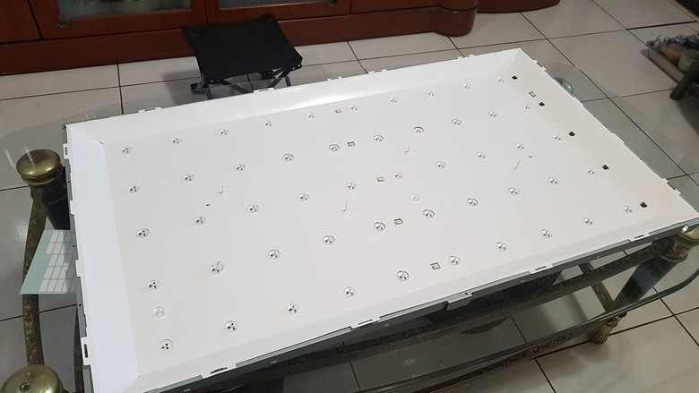 點我看大圖 LG 42型 CINEMA 3D 智慧型電視 42LA6235 維修