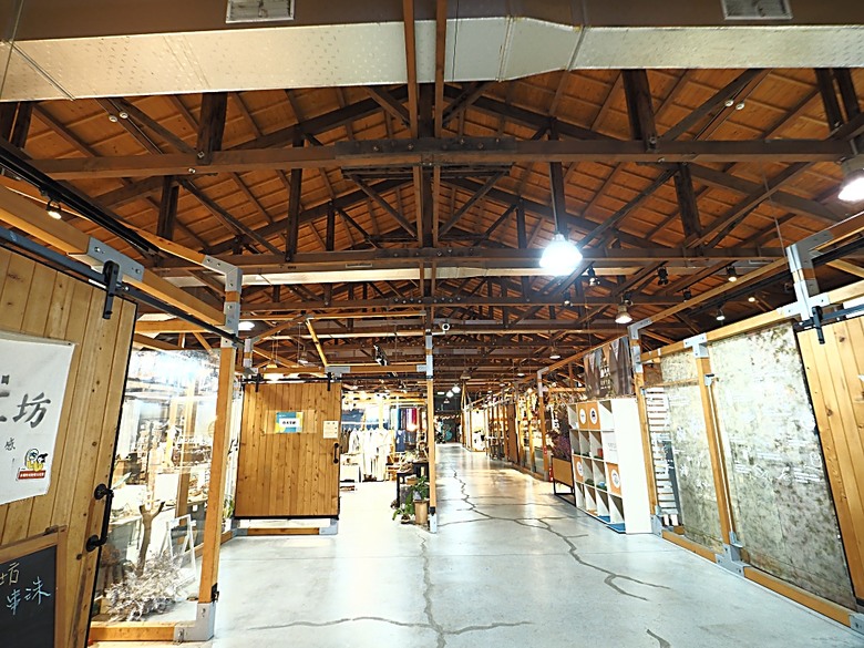 湯圍溝溫泉公園、麒麟酒店、成功國小舊禮堂與校長宿舍(moku旅人書店)、聖母醫院耶穌聖心堂、勉民堂、羅東中山公園、中興文化創意園區 — 礁溪溫泉旅館與羅東一日遊