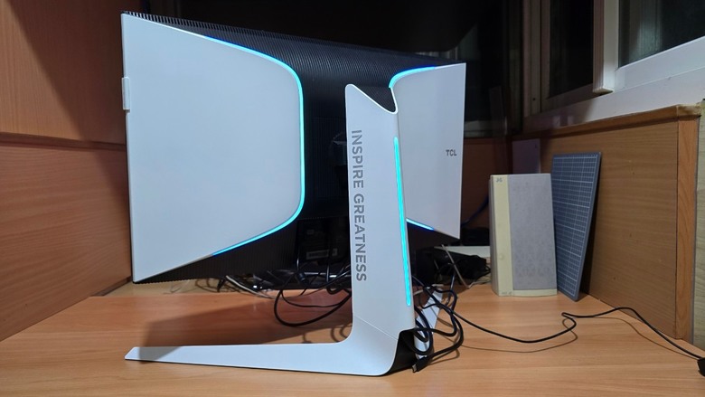 第一次用萬元螢幕：TCL 27R83U心得分享